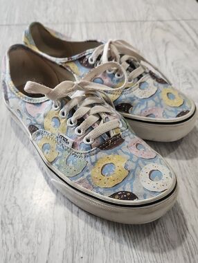 Vans donut print lace up Authentic sneakers Size 8